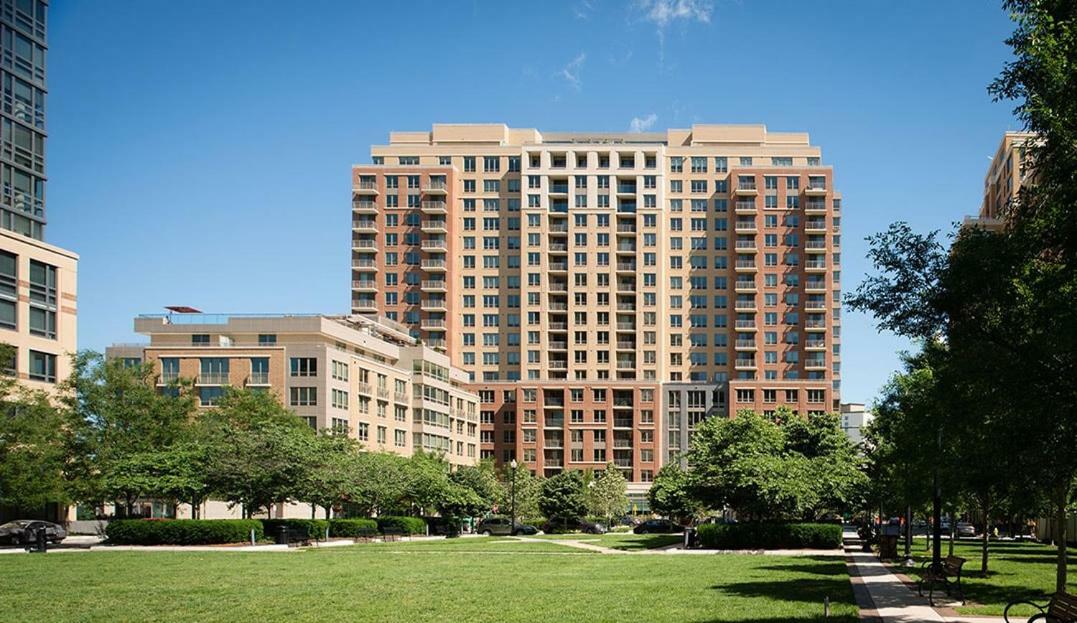 National At Pentagon Apartment Arlington Exterior foto